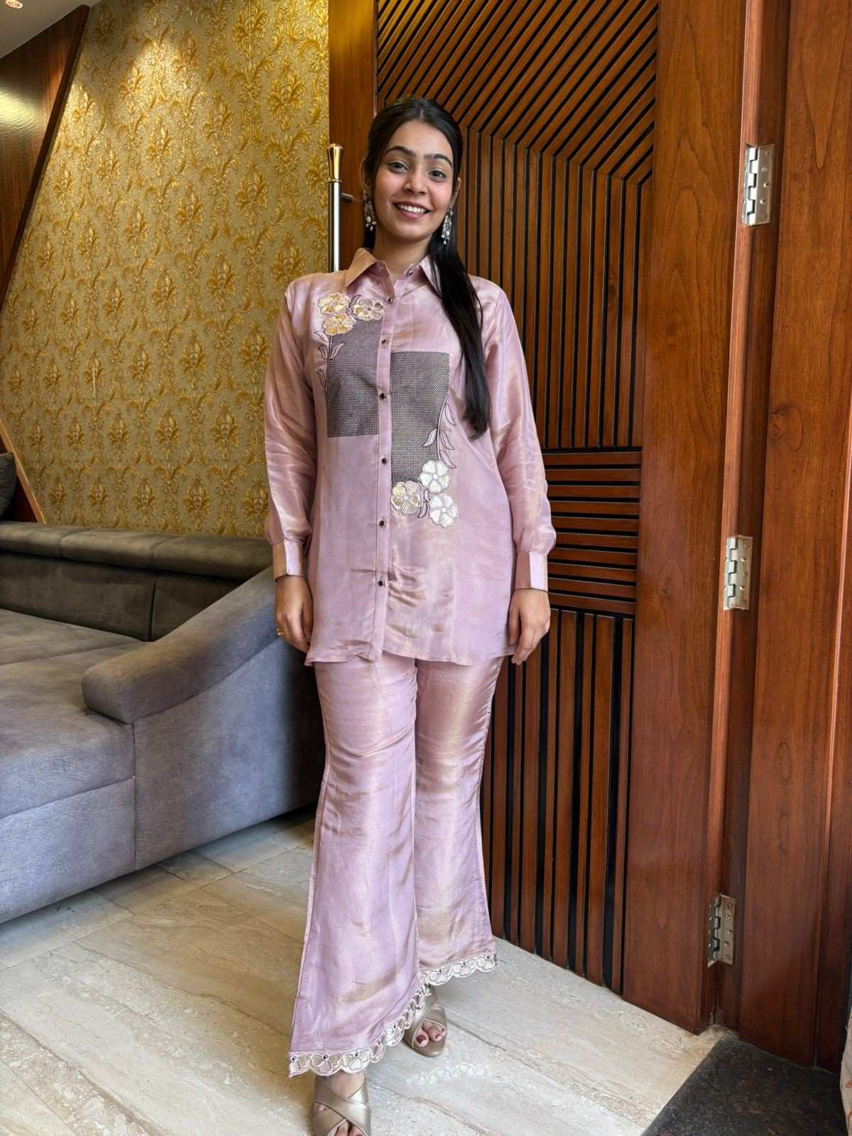 Leather work shimmer cotton coordset