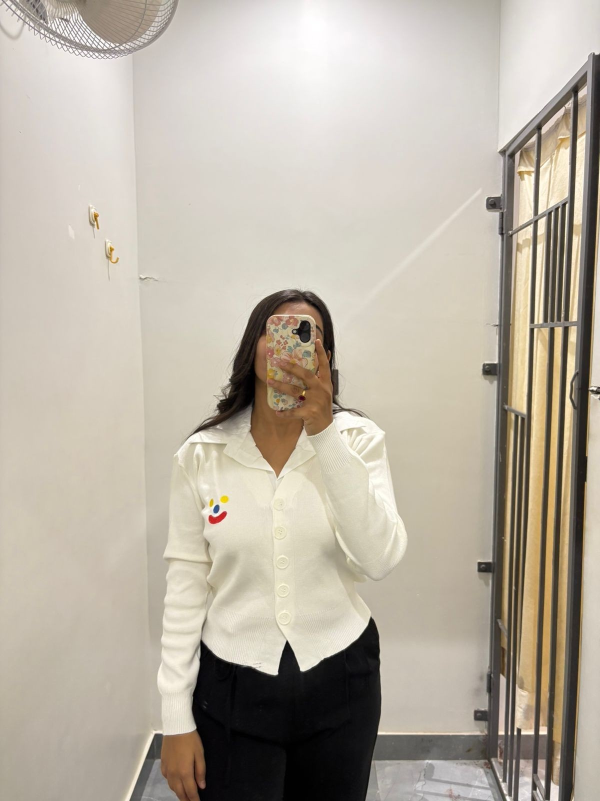 Collared knitted sweatshirt