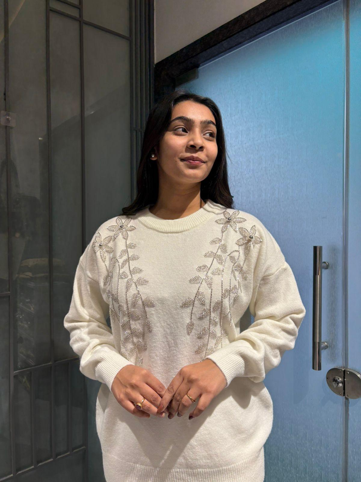 Woolen stone embalished coordest